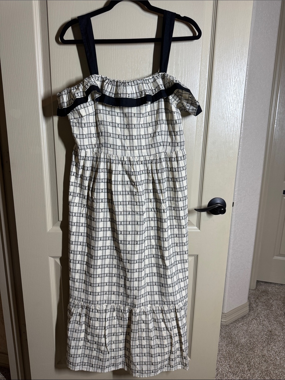 LOFT Black & Cream Plaid Ruffle Strap Sundress Size 10